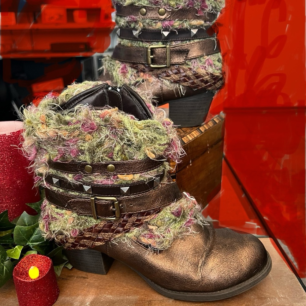 BKE Sole Western boho boots recycled 8M. Dark Copper brown/green accents